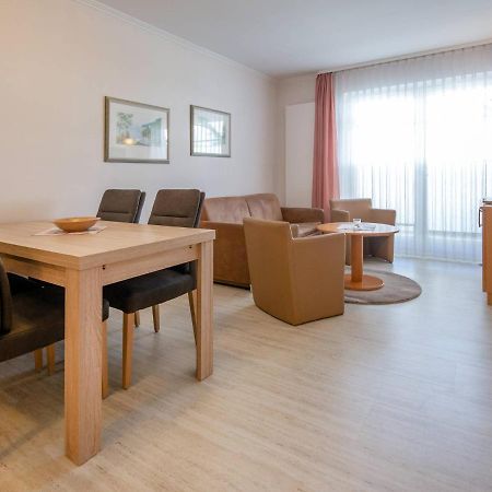 Strandvillen Binz - Ferienwohnung Mit 1 Schlafzimmer Und Balkon Ah-627 المظهر الخارجي الصورة